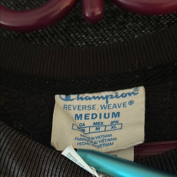 Champion Black Crewneck Sweater - Picture 2 of 8